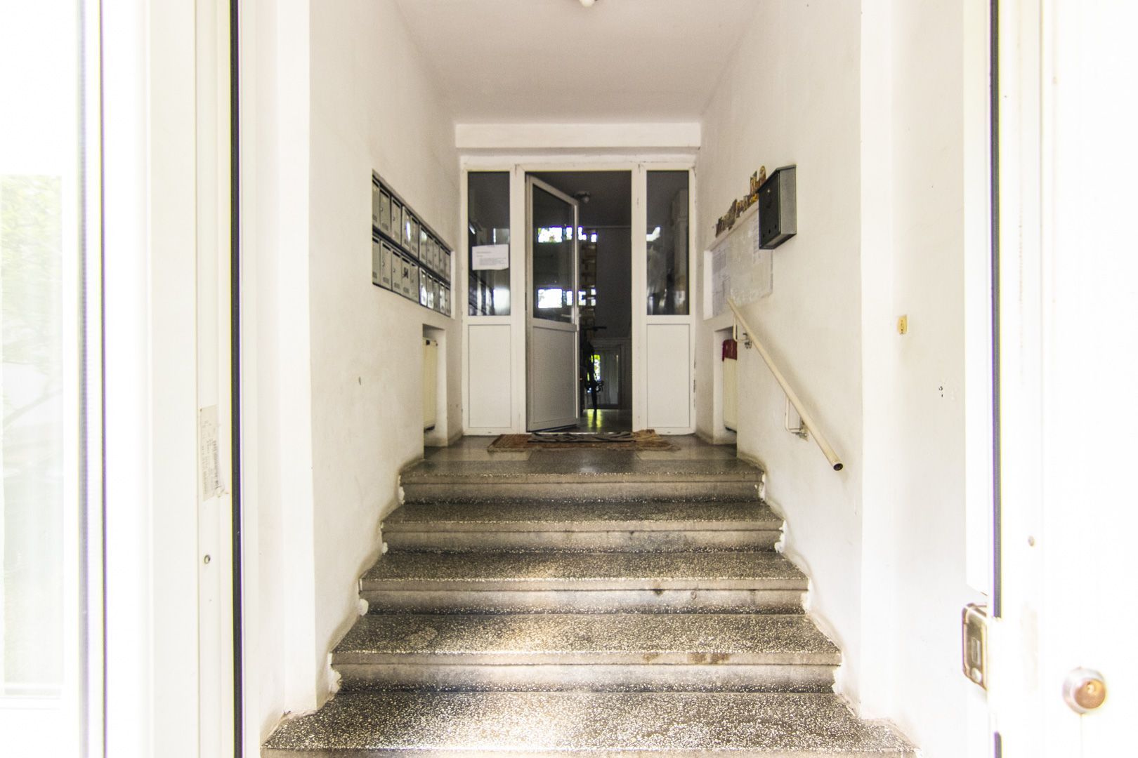 Complex Apusului 4 camere, etaj 3/4, 2 bai, bloc din caramida, 2 boxe! - Poză 14