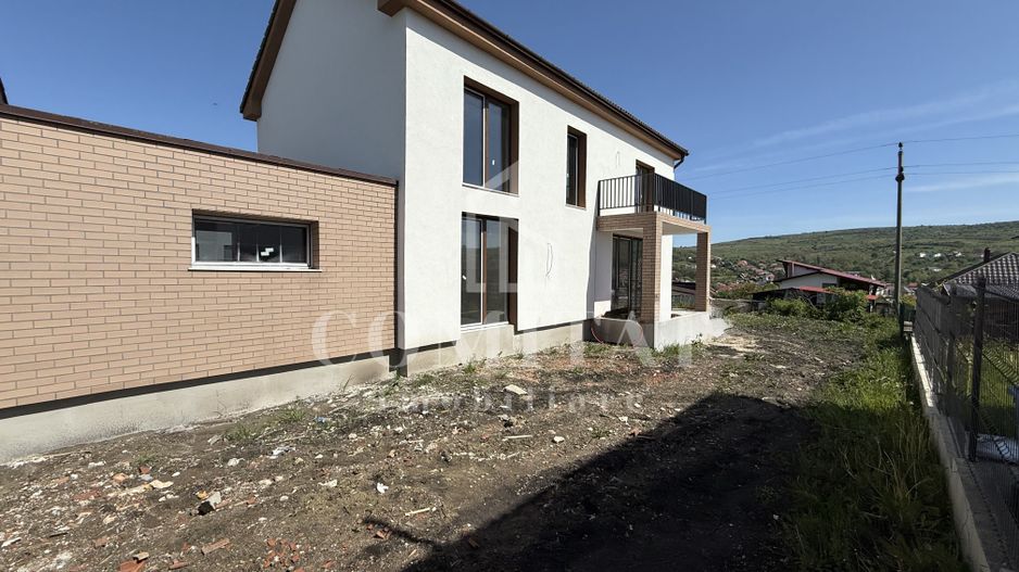 Case cu garaj Chinteni zona străzii Ana Aslan - Poză 5