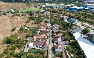 Loc de casă în Poltura Arad - Poză 16