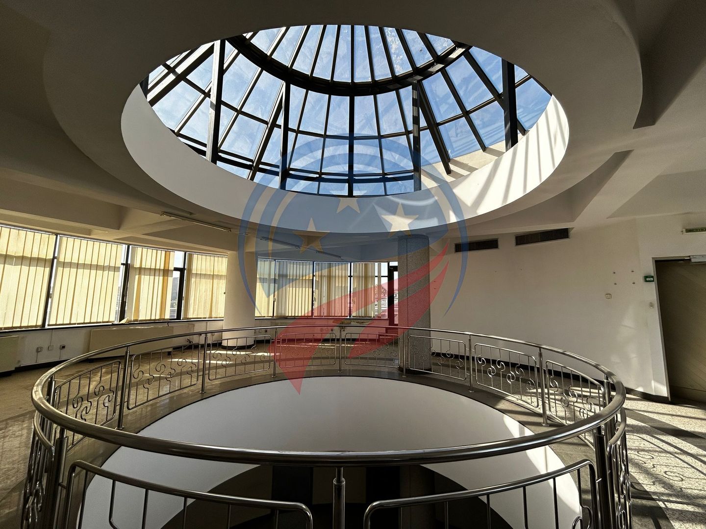 Spatiu comercial de inchiriat in zona Ultracentral/Craiova - Poză 8