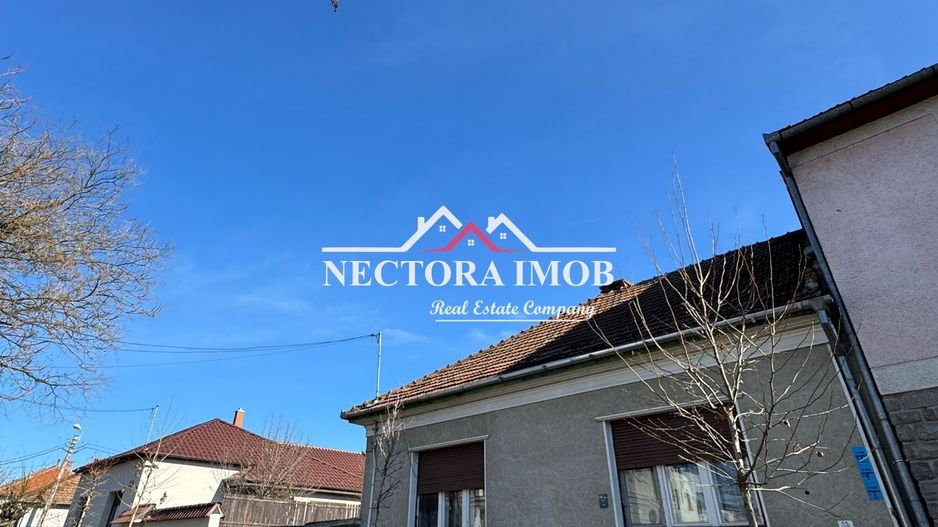 NECTORA IMOB Exclusivitate-Casa Ultracentrala 3 camere,Curte proprie - Poză 1
