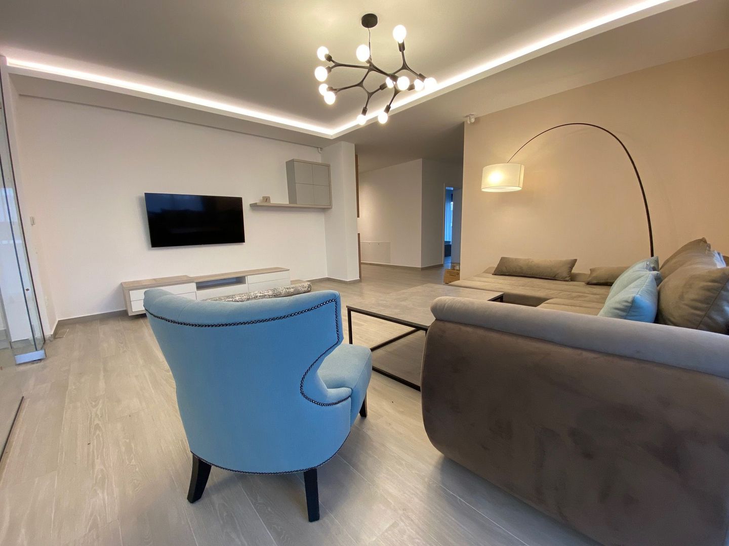 Apartament zona Dumbravita - Poză 2