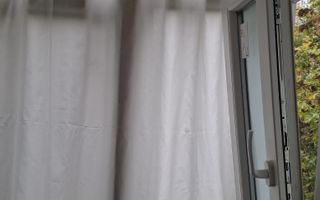 Ap 2 camere,mobilat /utilat,la 2 minute de STB si tramvai. - Poză 7