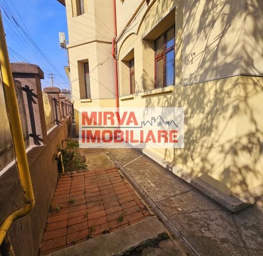 🏢 Spațiu de birouri – 5 camere, 3 băi – Etaj 1 vilă, Zona Centrală - Poză 100