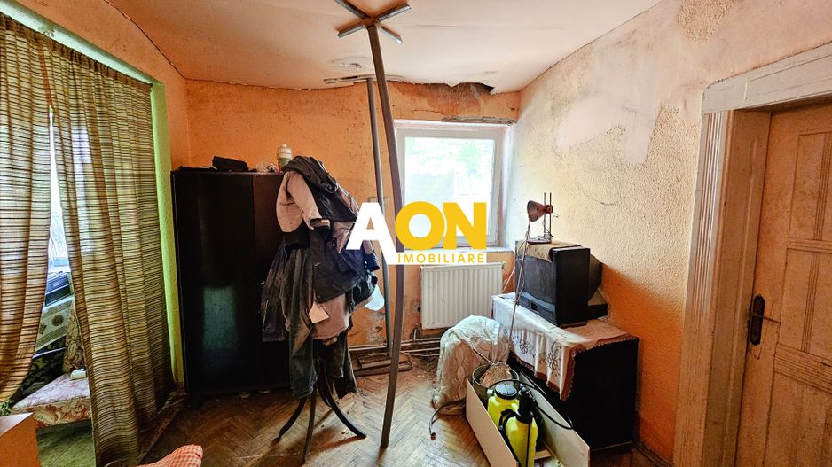 Casa veche, 5 camere, 287 mp teren, zona Prefectura. Necesita renovare - Poză 10