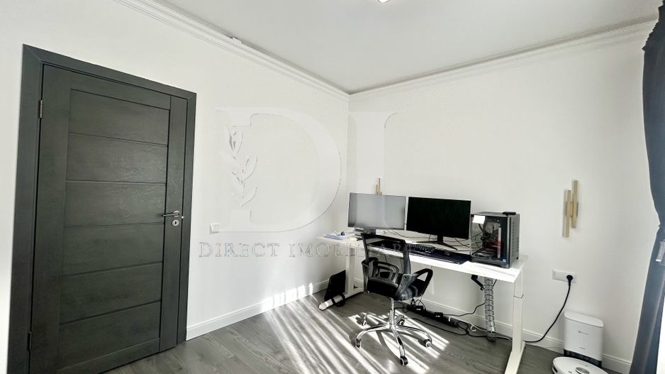 Apartament de  vanzare  Zona Eroilor/ Floresti - Poză 11