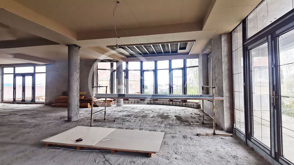 Proprietate speciala de inchiriat D+P+E+M in Calea Aradului, Oradea - Poză 2