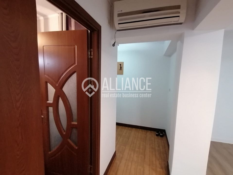 CENTRU - Birou pe Bdul Mamaia-Capitol - Poză 10