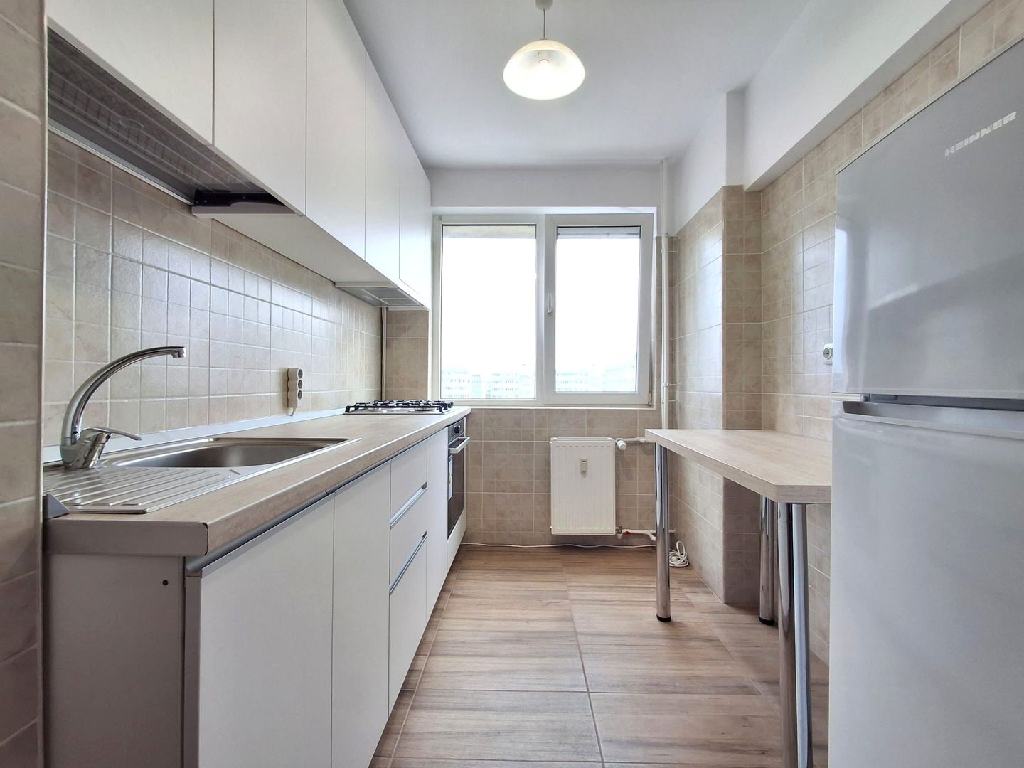Apartament 2 camere renovat la 2 minute de metrou - Poză 9