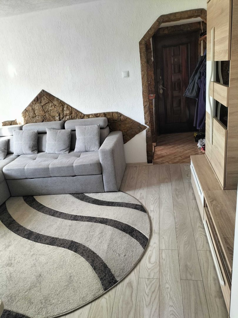 BRASADAS vinde ap 2 cam etaj 4/4 Micro 14. - Poză 7