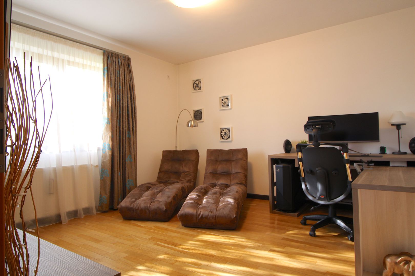 Casă / Vilă cu 5 camere de vânzare în zona Dumbravita - Poză 6