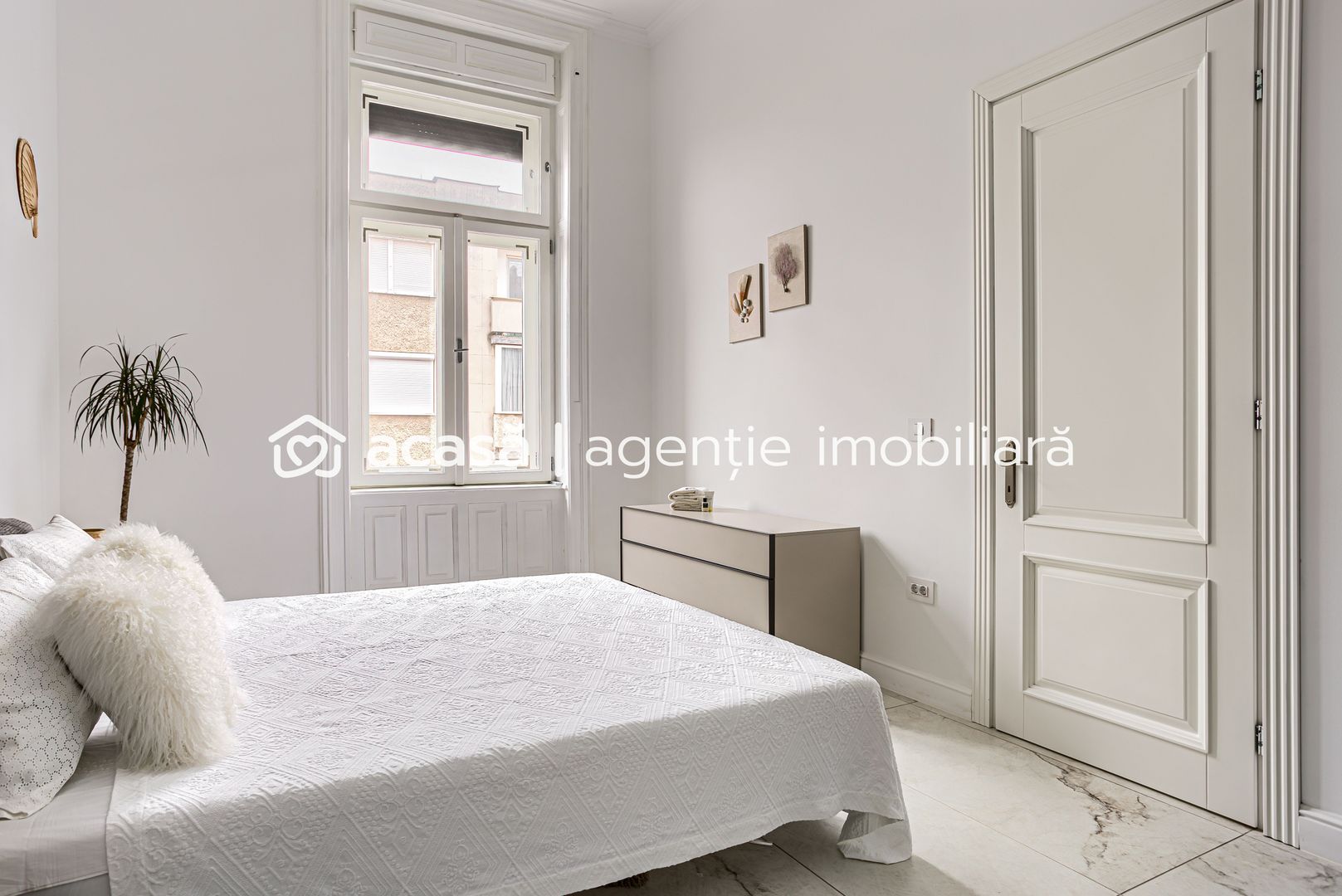 De închiriat apartament 3 camere - str. Mețianu Arad - Poză 4