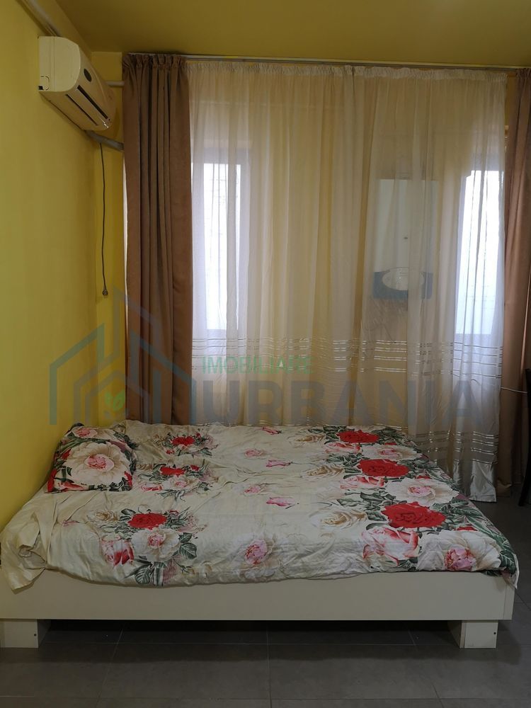 Garsonieră de închiriat, Canta, lângă Dr. Max - Poză 1