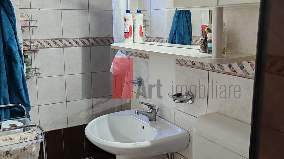 Apartament 4 camere cu centrală - Vasile Lascar - Poză 14