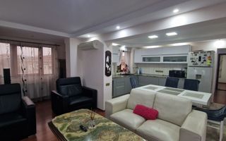 Apartament cu 3 camere | Ascensor | Rogerius | Oradea - Poză 1