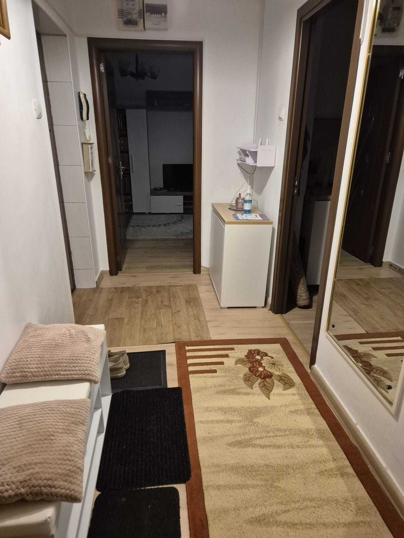 APARTAMENT 3 CAMERE DE INCHIRIAT |  RENOVAT |  GORJULUI - Poză 8