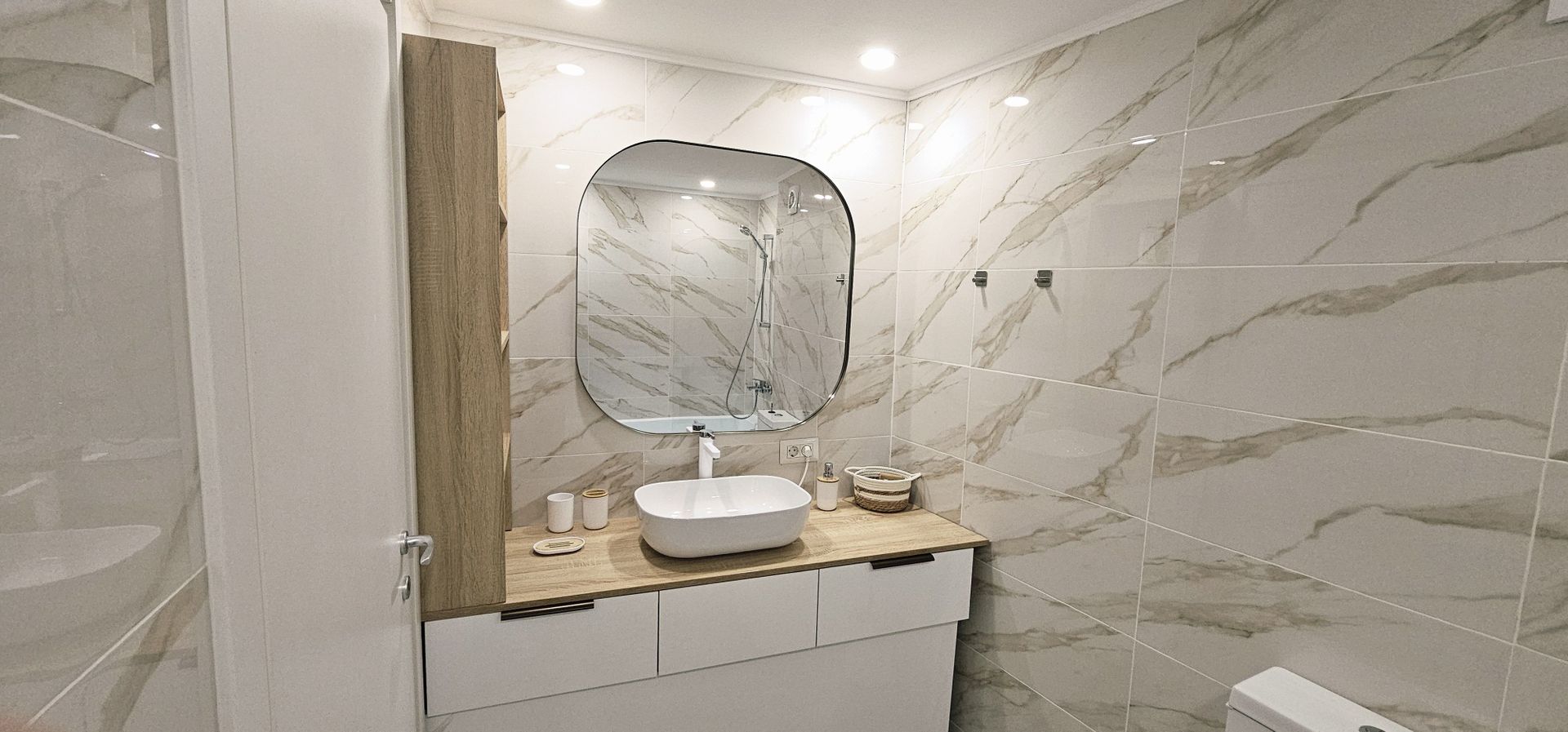 Sea View Olimp, Apartament 3 camere mobilat, vedere la mare - Poză 12