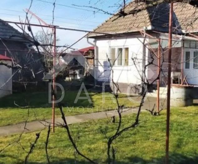 Vând casă în Cristești - Poză 2