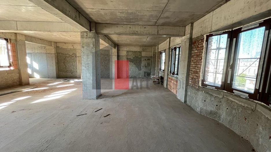 Spatiul "MALNOVA", imobil exclusivist comercial/birouri - Poză 6