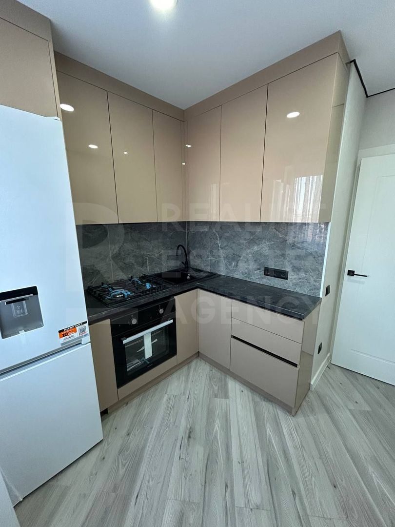 Vânzare, apartament cu 2 camere, str. Causeni, Botanica - Poză 1