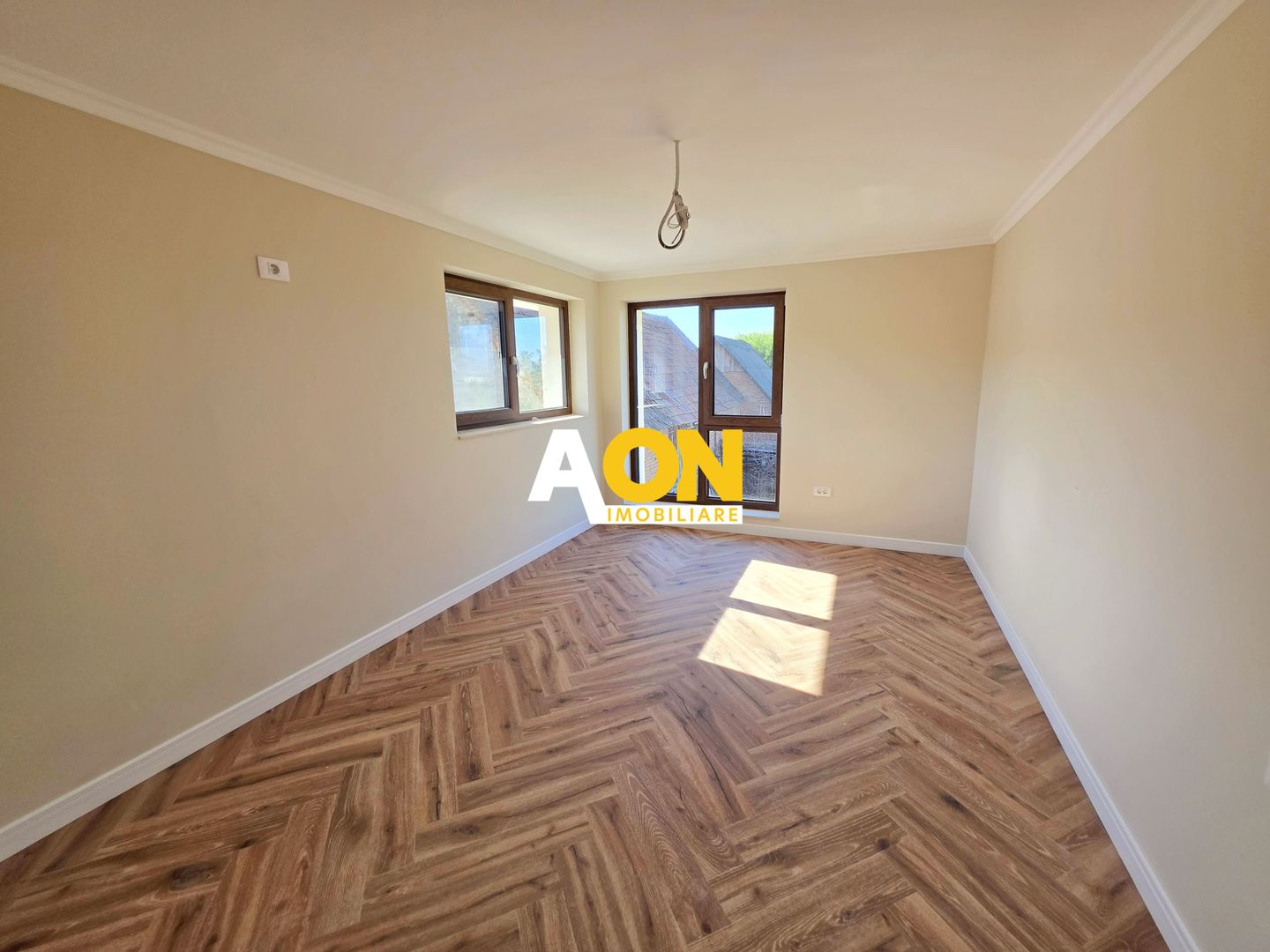 Casa premium la cheie, 4 camere, 1477 mp teren, Ciugud - Poză 19