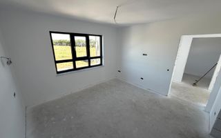 Casa noua moderna P+1 zona Ford cu incalzire in pardoseala 518mp - Poză 4