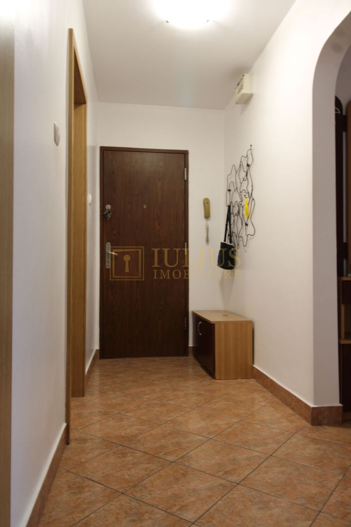 Apartament spatios, 3 camere, 2 bai, ideal pentru studenti - Poză 5