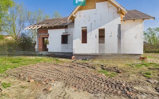 Casă individuală la cheie in Utvin - Poză 14