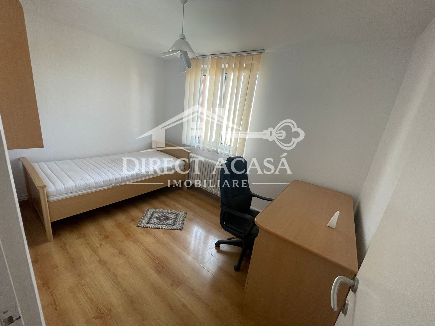 Apartament 3 camere de inchiriat-str Ciucas-Zona Dambu - Poză 3