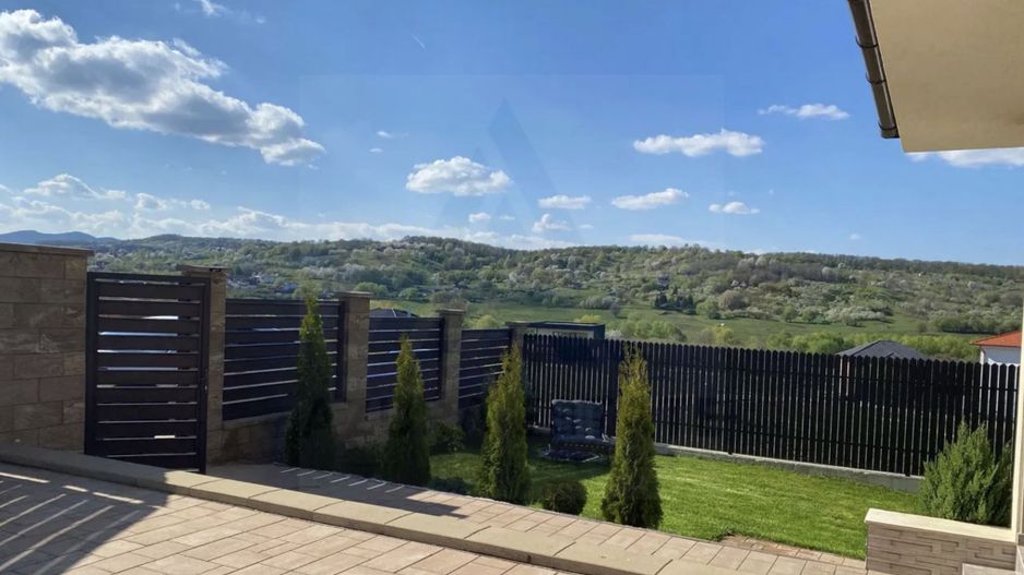 Casa ultrafinisata 199 mp utili garaj si teren 410 mp in Cisnadioara - Poză 5