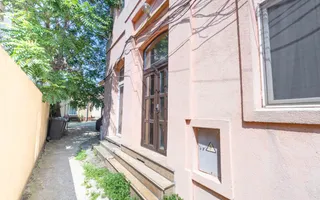 Apartament 3 camere de vanzare, in vila, 83 mp - Poză 24