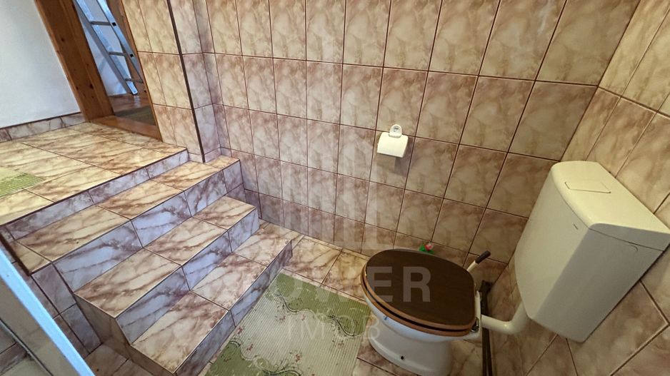 Apartament la casă de închiriat - Șelimbăr, Sibiu - Poză 13