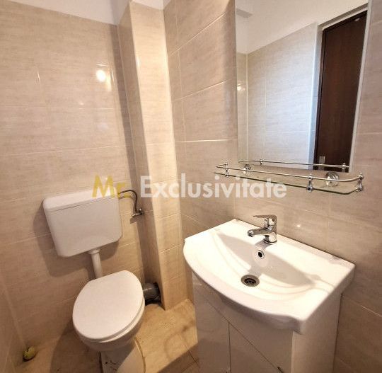 Inchiriere apartament 3 camere Popa Sapca Bloc Nou - Poză 8