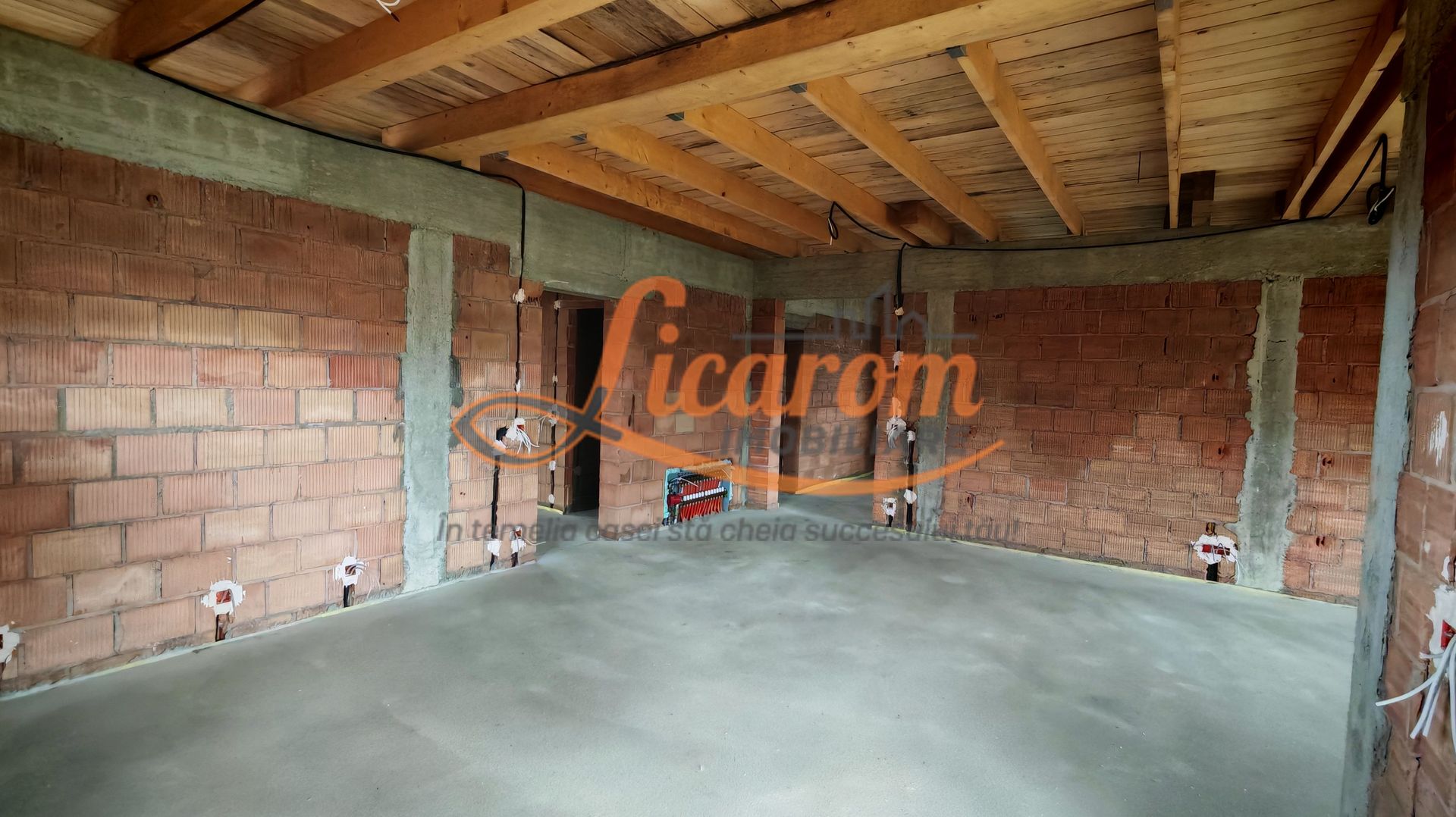 Casa la cheie in CRISTIAN pe Parter, zona de vile,270.000 euro - Poză 11