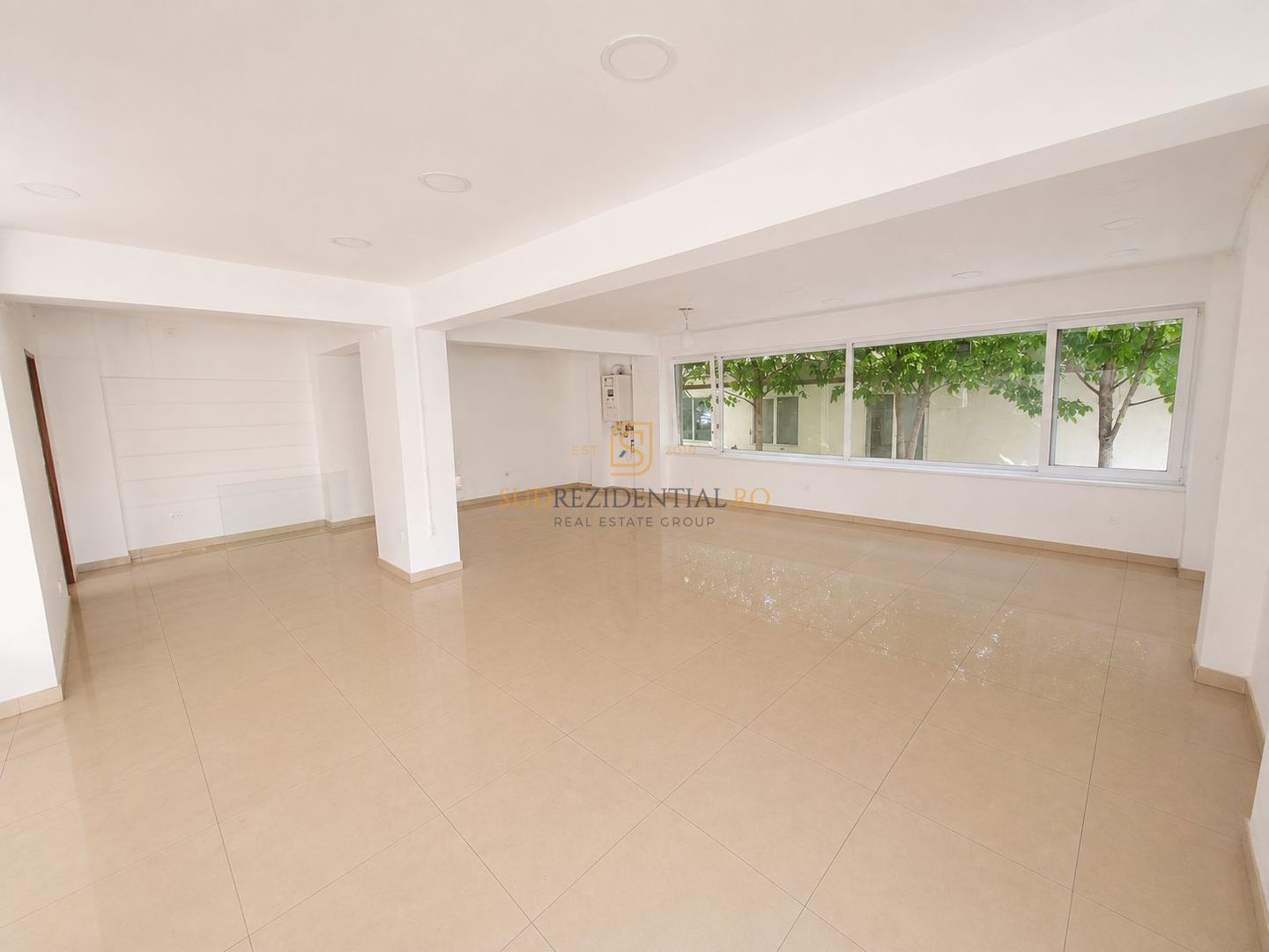 Spatiu comercial de inchiriat, 76 mp, vitrina stradala, Drumul Fermei - Poză 4