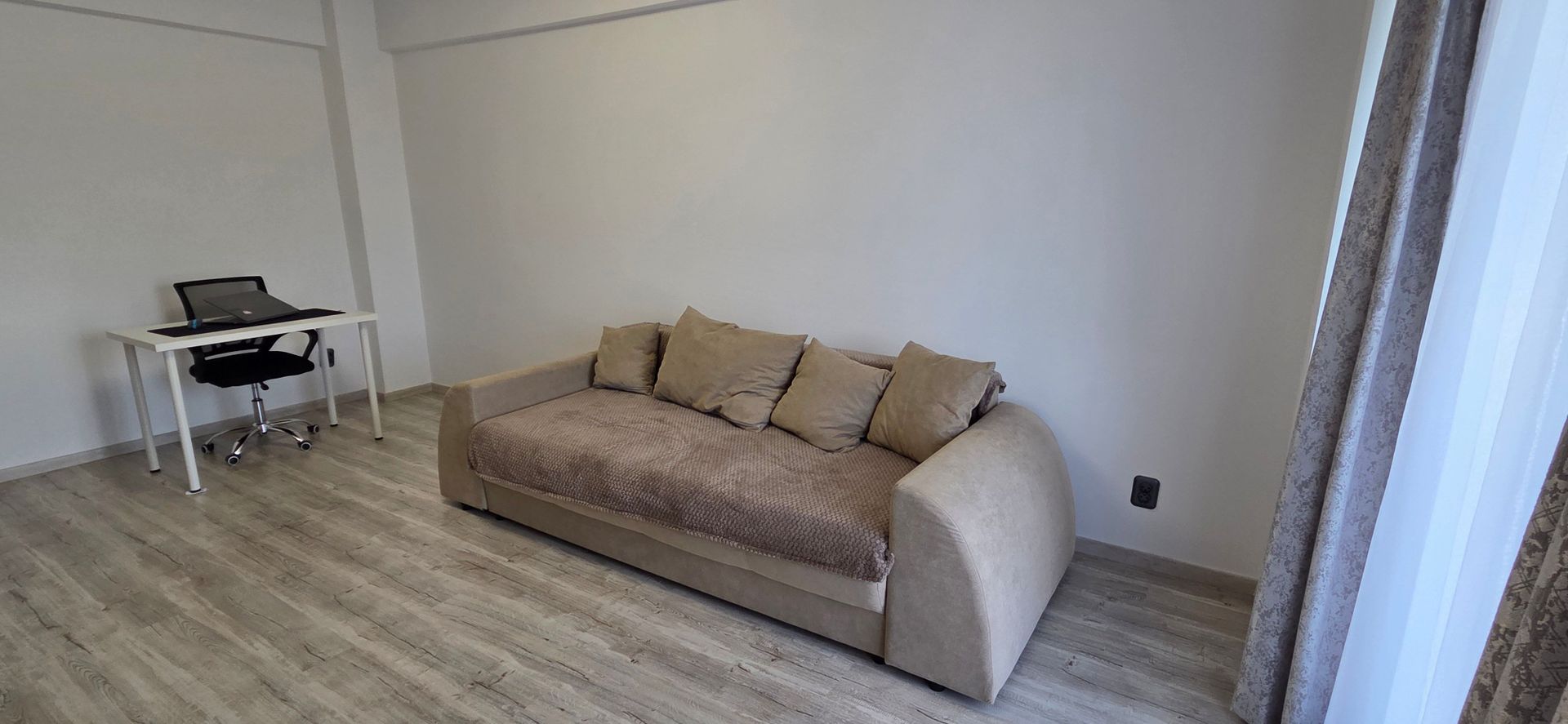 Apartament 2 camere decomandat | bloc 2019|  2balcoane | mobilat - Poză 3