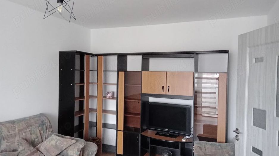 Apartament 2 camere decomandat, zona Dristor, la 8 minute de metrou - Poză 1