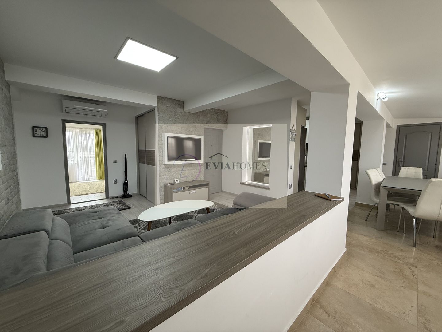 3 camere/ 2 bai/ balcon  – Zona Piata 1 Mai - Poză 3