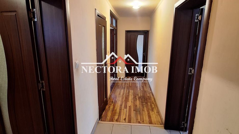 NECTORA IMOB-CASA mare 5 camere, 3 bai, pod, demisol pentru birouri - Poză 12