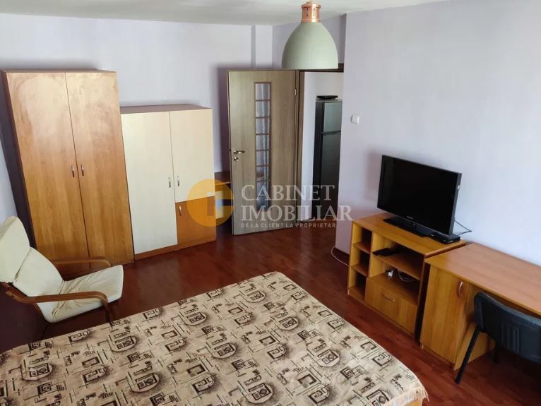 Gara- McDonald's Etaj Intermediar Apartament 1 camera decomandat mobilat-utilat - Poză 2