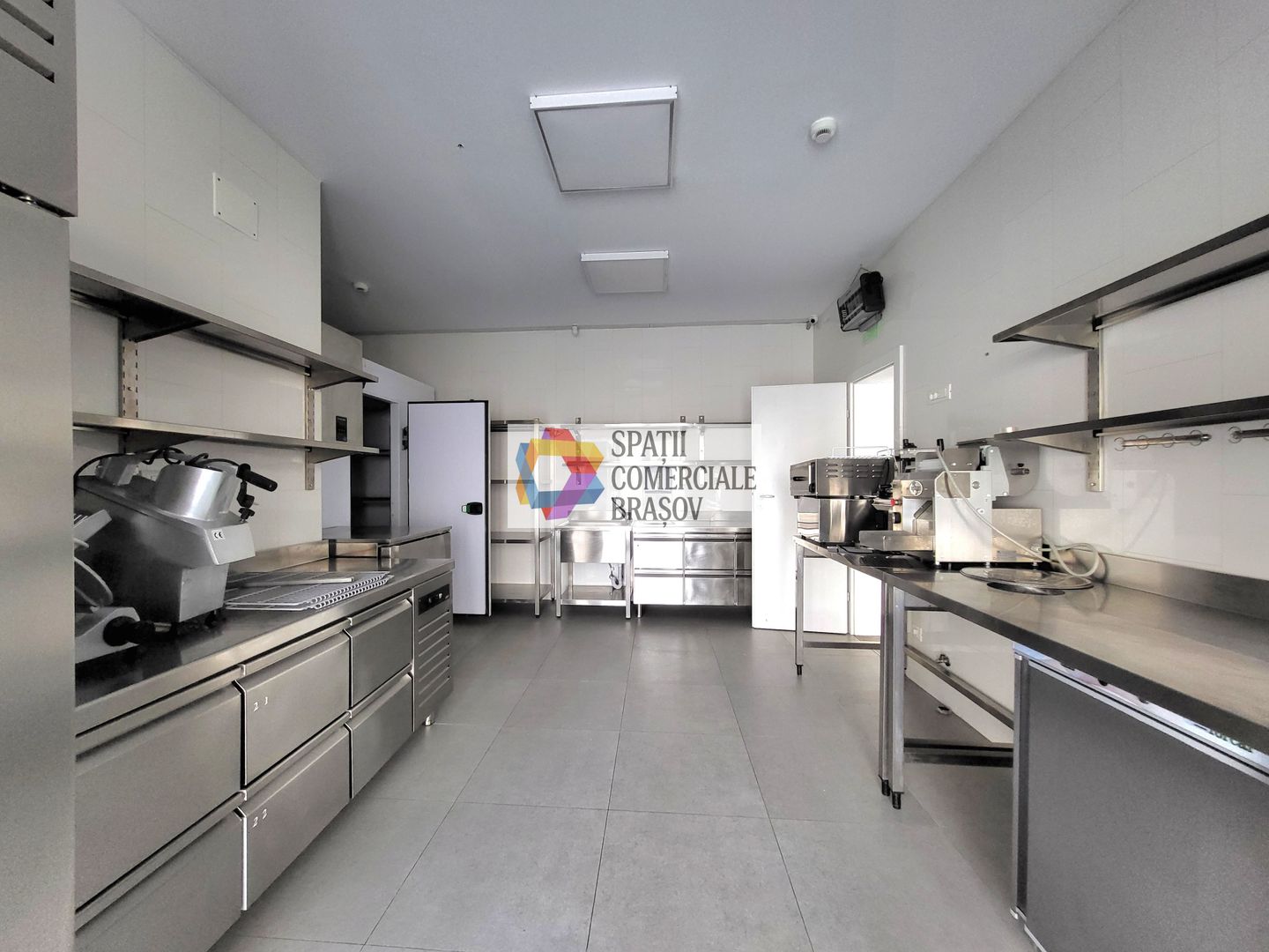 Restaurant in zona Coresi cu finisaje premium - 224 mp # plus-imo.ro - Poză 12