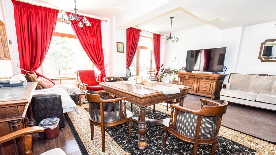 Hotel glamour si restaurant, in inima statiunii Predeal - Poză 13