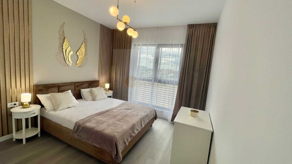 2 camere decomandat | Mobilat și utilat lux | Vedere panoramica - Poză 9