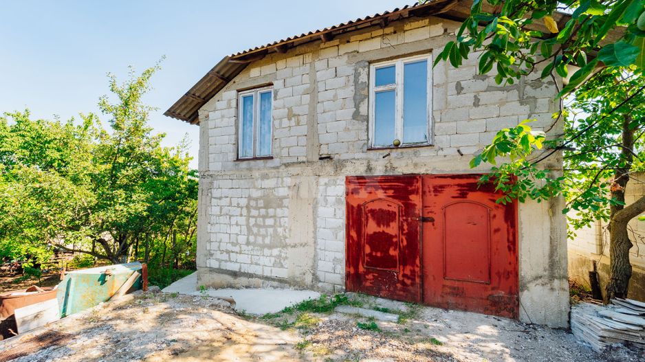 SE VINDE CASĂ DE VACANȚĂ ÎN TRUȘENI | TEREN 7,34 ARI - Poză 2