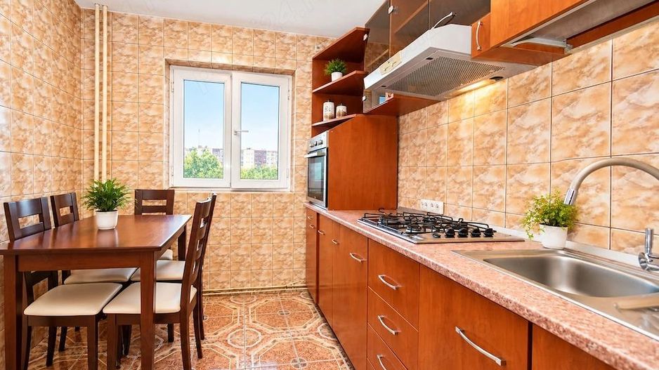 Apartament 3 camere Crangasi renovat complet cu centrala proprie - Poză 5