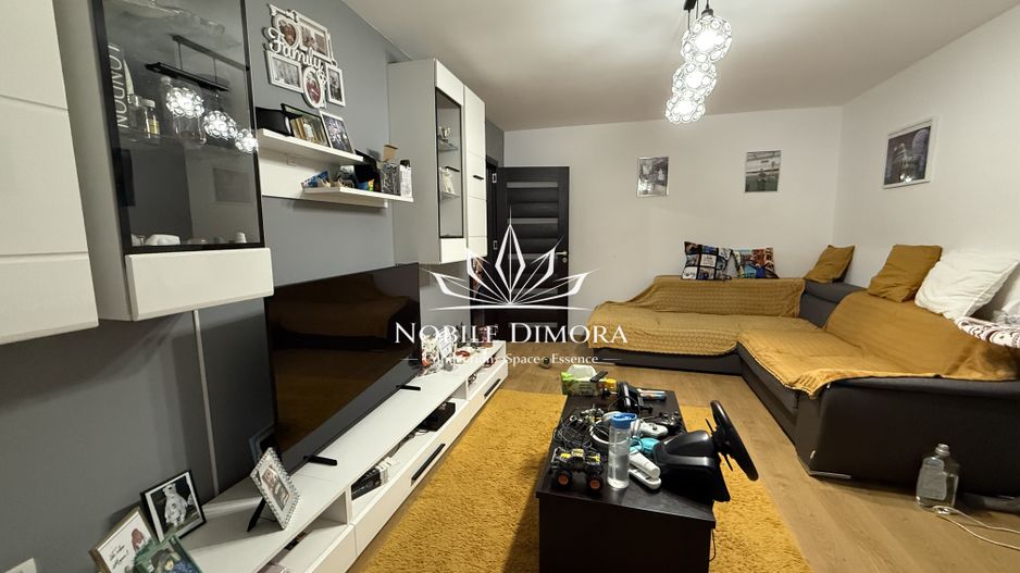 Apartament cu 3 camere de vanzare - 2 balcoane - zona Bucovinei - Poză 1