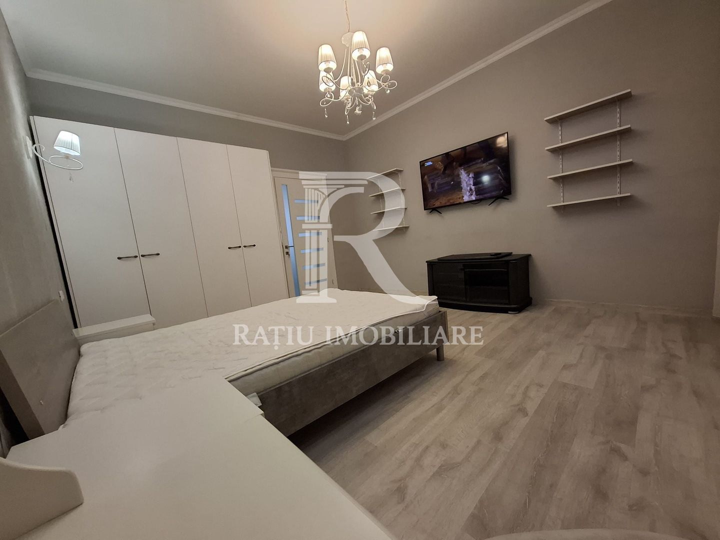 Apartament cu 3 camere | Central | Oradea - Poză 8