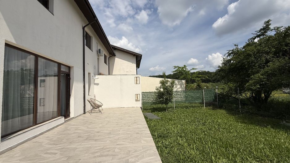 Vila 4 camere cu arhitectura deosebita langa pădure in Corbeanca ! - Poză 37