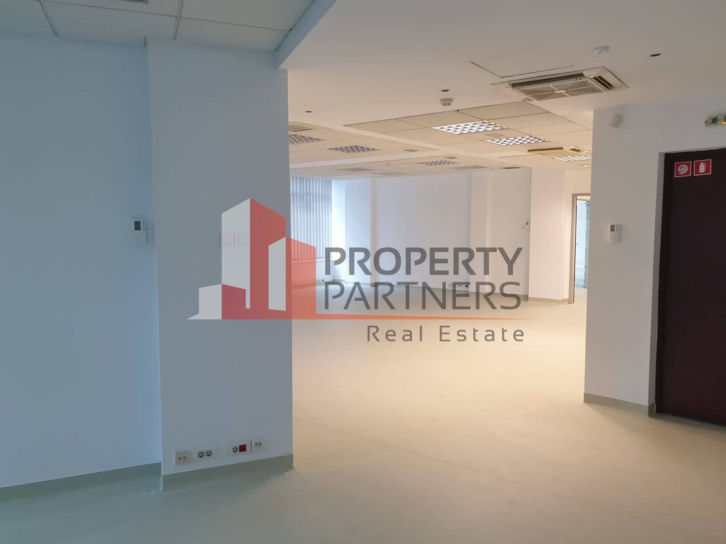 Cladire speciala pentru investitie, Ultracentral! - Poză 5