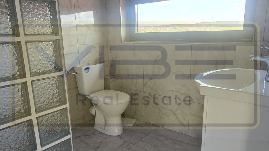 Spatiu 240mp Showroom / Magazin Industrial / Piese etc - Poză 12